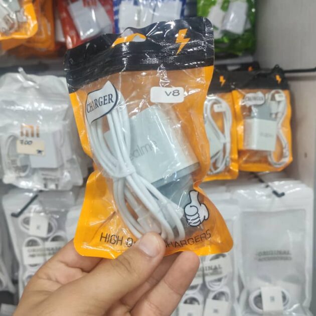 CHARGEUR HIGH QUALITE