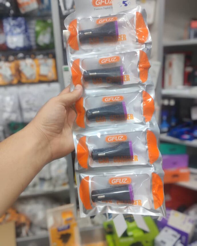 GFUZ CAR CHARGER